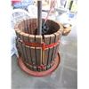 Image 2 : WINE PRESS
