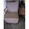 Image 1 : MODERN BEIGE ACCENT CHAIR