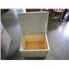 Image 2 : FABRIC STORAGE OTTOMAN