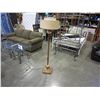 Image 2 : VINTAGE TRI LIGHT FLOOR LAMP