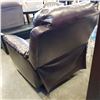 Image 4 : BROWN RECLINER POWER CHAIR