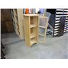 Image 3 : MAPLE 1 DOOR CABINET