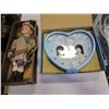 Image 1 : HELLO KITTY MUSICAL WALL CLOCK W/ ROTATING FIGURINES AND PORCELAIN DOLL