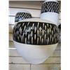 Image 3 : 3 POTTERY VASES