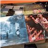 Image 2 : LARGE BOX OF RECORDS ROCK AND OTHERS KENNY LOGGINS, MOODY BLUES