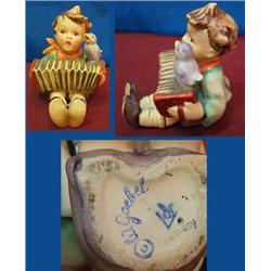 Hummel "Lets Sing" #110  TMK2.  The little birds 