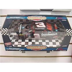 NASCAR Dale Earnhardt "Goodwrence" Monte Carlo 1:18 Sca
