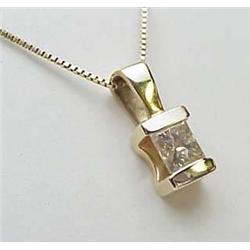 Princess cut diamond pendant approx 1/2Ct 14kt ye