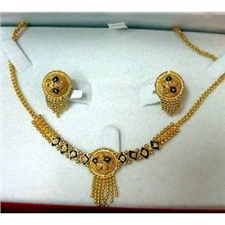 22kt yellow gold necklace and earrings 21.4gr