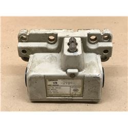 OMRON VB-2121 LIMIT SWITCH