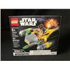 Image 1 : LEGO Star Wars Naboo Starfighter Microfighter 75223 Building Kit