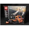 Image 1 : LEGO Technic Cherry Picker 42088 Building Kit (155 Pieces)