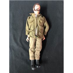 VINTAGE G.I JOE ACTION FIGURE