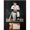 Image 2 : MICKEY MANTLE SIGNED 8 X 10 PHOTO (GSA COA)