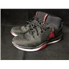 Image 1 : MENS NIKE AIR JORDANS (SIZE 9)