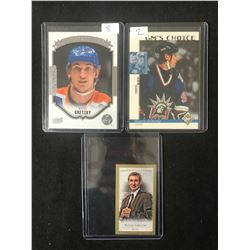 WAYNE GRETZKY HOCKEY CARD LOT