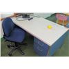 Image 1 : Desk w/ Rolling Office Chair (RM-206)