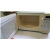 Image 2 : Panasonic Microwave (RM-101)