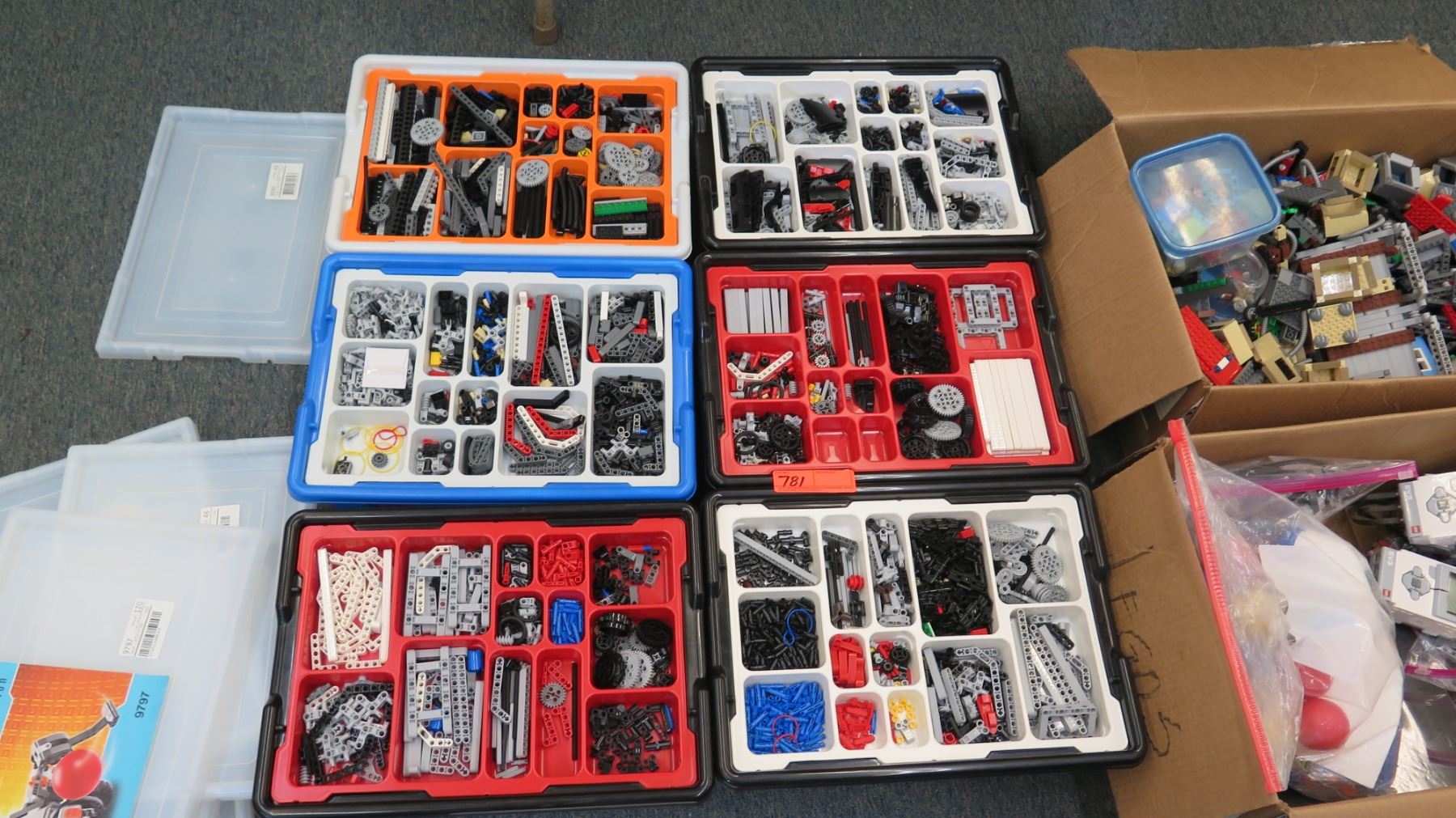 Lego FLL Robotics, 4 Complete Kits, Misc. Field Parts, etc. (RM-124)