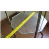 Image 2 : Octagonal Metal/Glass Stand (RM-225)