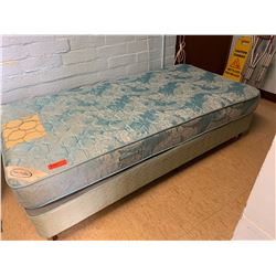 Twin Sized Mattress and Box Spring (RM-407C)