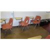 Image 14 : Qty 21 Plastic Chairs w/ Attached Desks (RM-221)