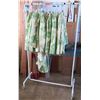 Image 1 : Qty 6 Hula Hawaiian Print Skirts (Rm-402)