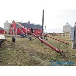 39ft Sakundiuk 7” 13 HP Honda motor w/hydraulic bin sweep