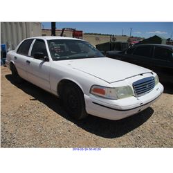 2000 - FORD CROWN VICTORIA