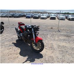 2003 - HONDA CBR900 RR