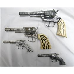 4 TOY GUNS