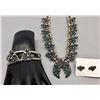Image 1 : Vintage Necklace, Bracelet and Earring Set