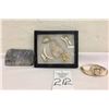 Image 11 : Hohokam Shell Bracelet and Artifacts