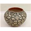 Image 2 : Mid-Century Acoma Pueblo Pot