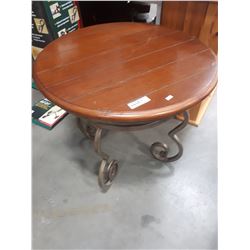 SMALL ROUND TABLE
