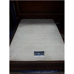 QUEEN SIZE SERTA PILLOW TOP MATTRESS