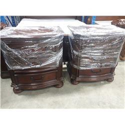 MATCHING PAIR OF NIGHT STANDS