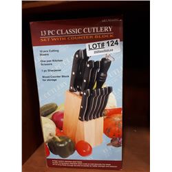 NEW 13 PIECE KNIFE SET WITH BLOCK
