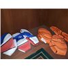 Image 1 : SIX NEW BASKETBALLS