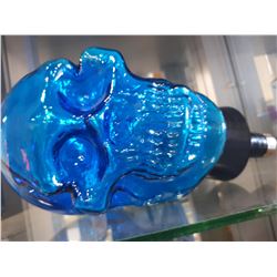 BLUE ILLUMINATING SKULL LIGHT BULB