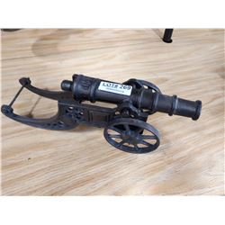 CAST IRON MINIATURE CANNON 17" LENGTH
