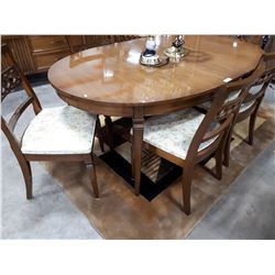 DINING TABLE AND 6 CHAIRS. IMMACULATE*