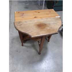 SMALL WOODEN BOOKCASE AND SMALL WOODEN TABLE