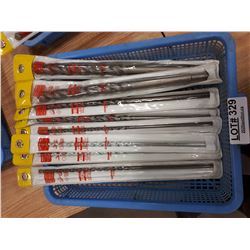 TRAY OF ASSORTED SIZE DRILL BITS