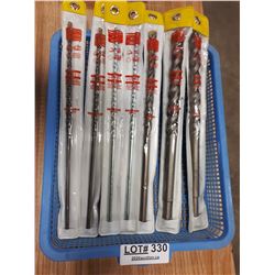 TRAY OF ASSORTED SIZE DRILL BITS