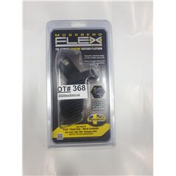 MOSSBERG FLEX BLACK SYNTHETIC PISTOL GRIP
