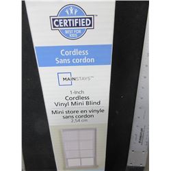 1 inch cordless vinyl Mini Blind / light filtering / 48 x 45" / no exposed cords
