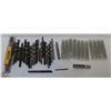 Image 1 : FLAT OF ASSORTED JOBBER DRILL BITS & TAPS