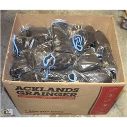 100 PAIRS OF FORCEFIELD NITRILE GLOVES SIZE: XXL