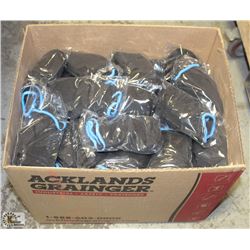 100 PAIRS OF FORCEFIELD NITRILE GLOVES SIZE: XXL